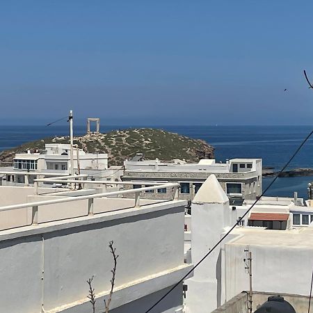Готель Burgos Barrio Naxos City Екстер'єр фото