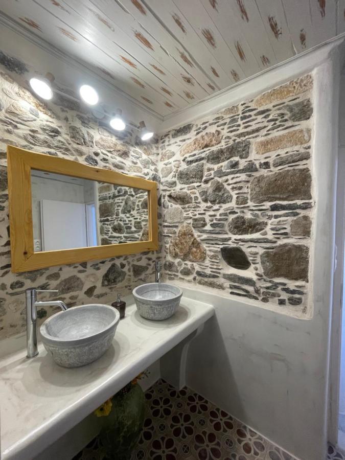 Готель Burgos Barrio Naxos City Екстер'єр фото