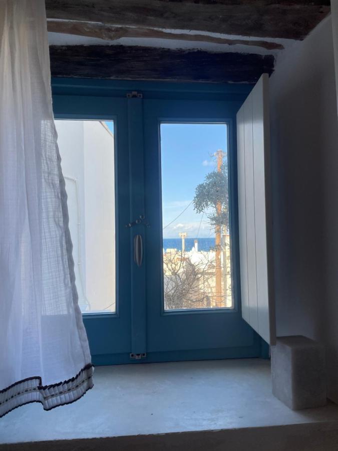 Готель Burgos Barrio Naxos City Екстер'єр фото