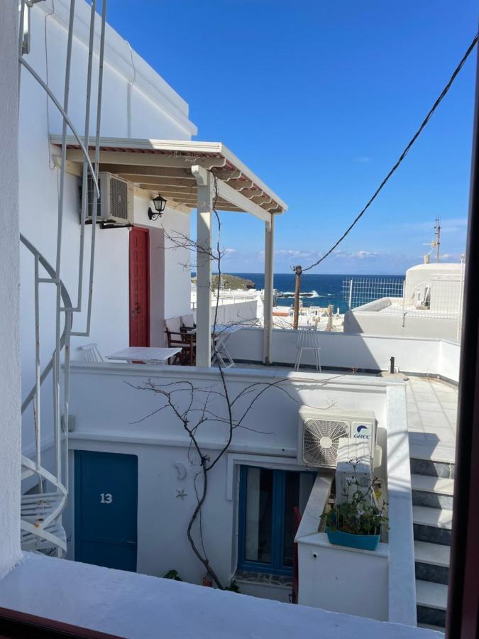 Готель Burgos Barrio Naxos City Екстер'єр фото