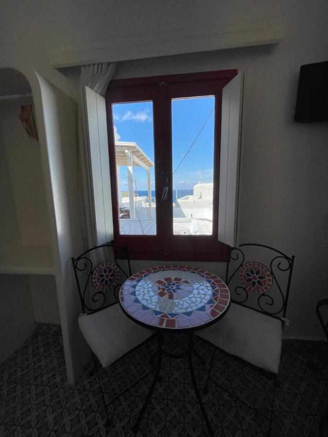 Готель Burgos Barrio Naxos City Екстер'єр фото