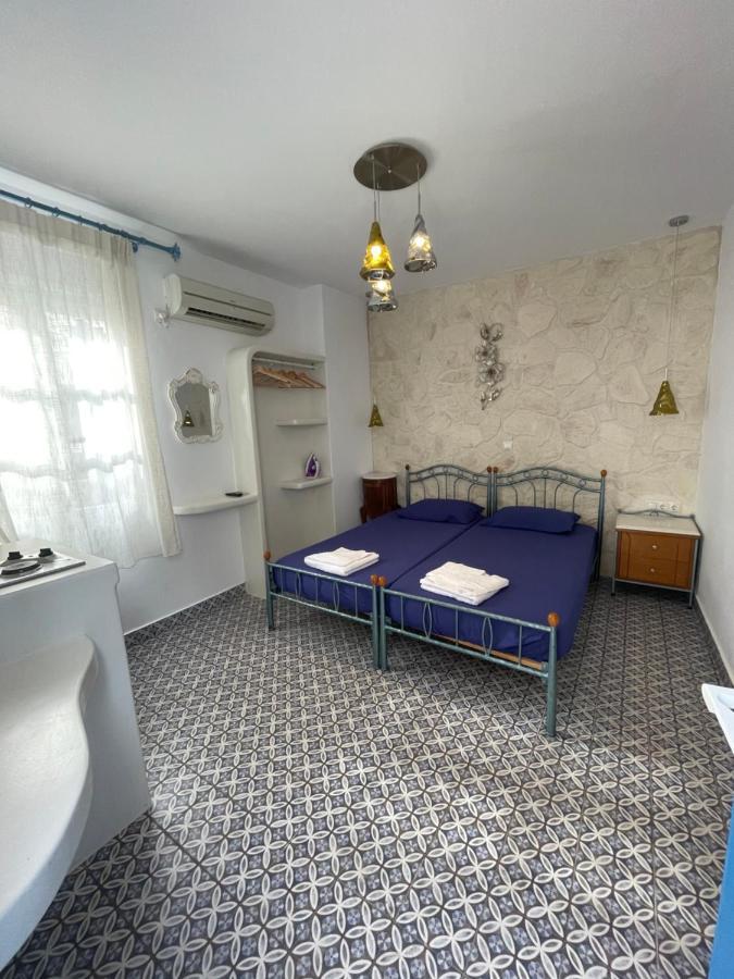 Готель Burgos Barrio Naxos City Екстер'єр фото