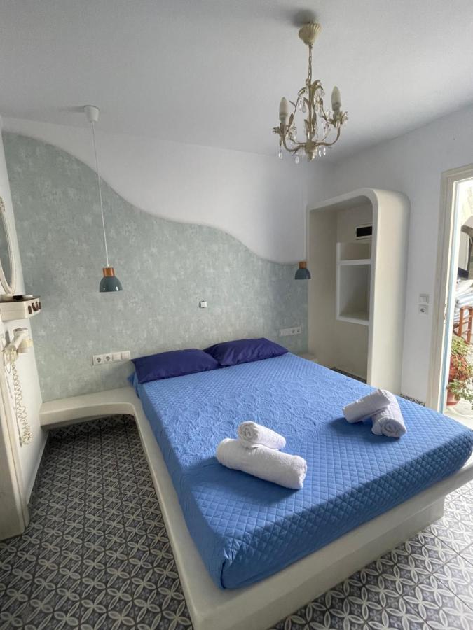 Готель Burgos Barrio Naxos City Екстер'єр фото