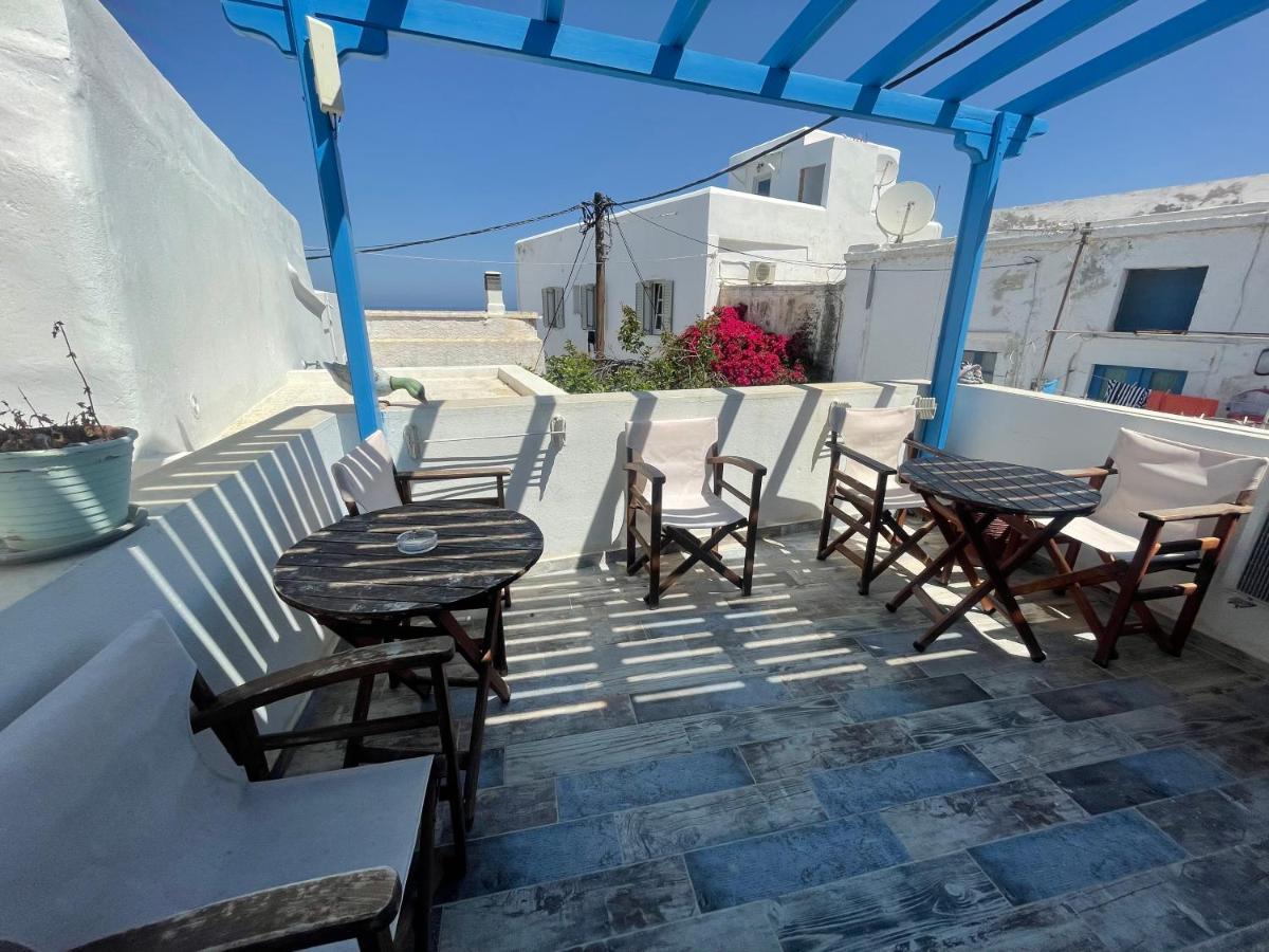 Готель Burgos Barrio Naxos City Екстер'єр фото