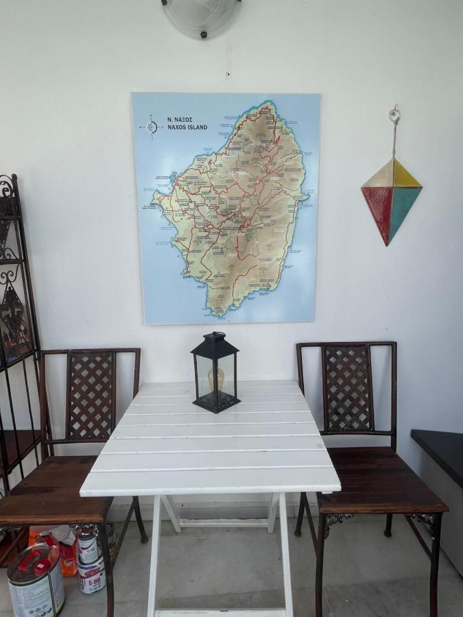 Готель Burgos Barrio Naxos City Екстер'єр фото